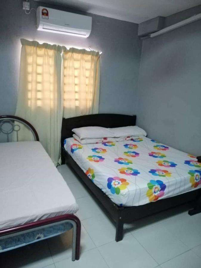Homestay Perpaduan, Taman Bercham Raya Ulu Kinta Ipoh Perak Kampong Batu Lapan  Екстериор снимка